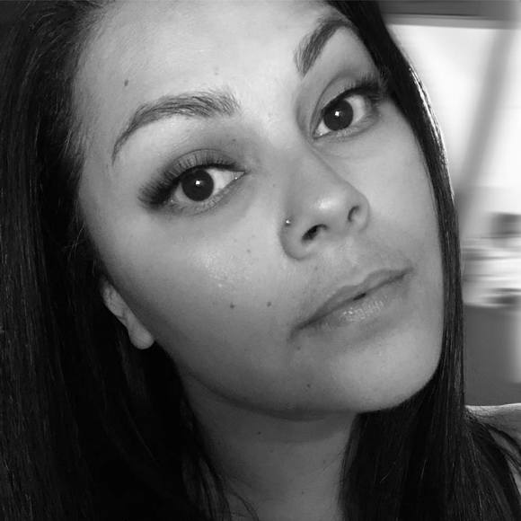 Meet your Posher, Meysi - Picture 1 of 1